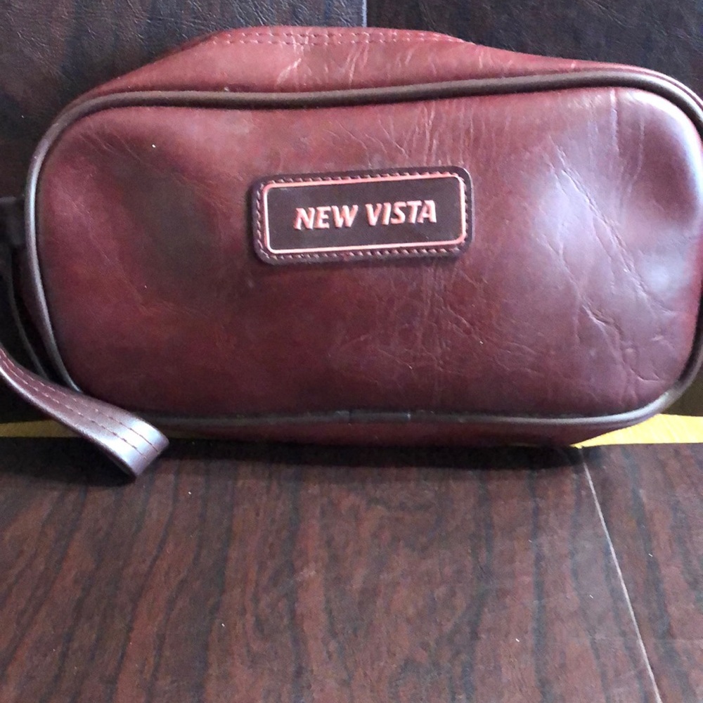 New Vista men’s toiletries bag